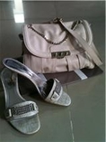 ขายกระเป๋า รองเท้า Charles& Keith ของแท้ 100 %