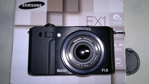 ต้องการขายกล้องดิจิตอล Samsung ex1 รูปที่ 1
