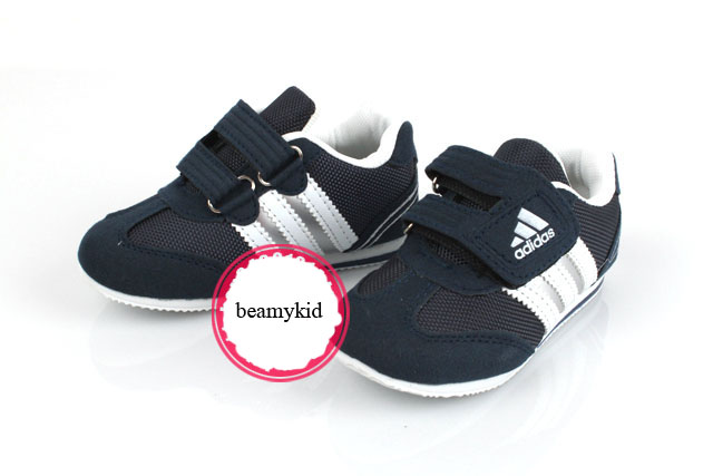 รองเท้าเด็กแบบใหม่ ประจำเดือนมีนาคม adidas nike puma พร้อมส่ง มีไซค์ให้เลือกมากมายค่ะ อายุ 2-15 ปี พร้อมส่ง นำเข้า รูปที่ 4
