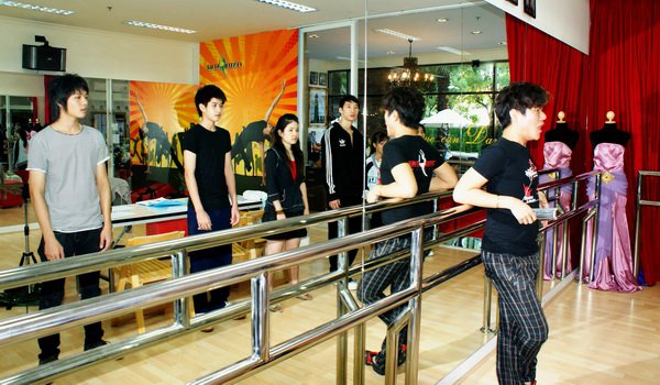 สู่ฝัน คว้าดาวกับ @ สถาบัน Center Stage รูปที่ 4