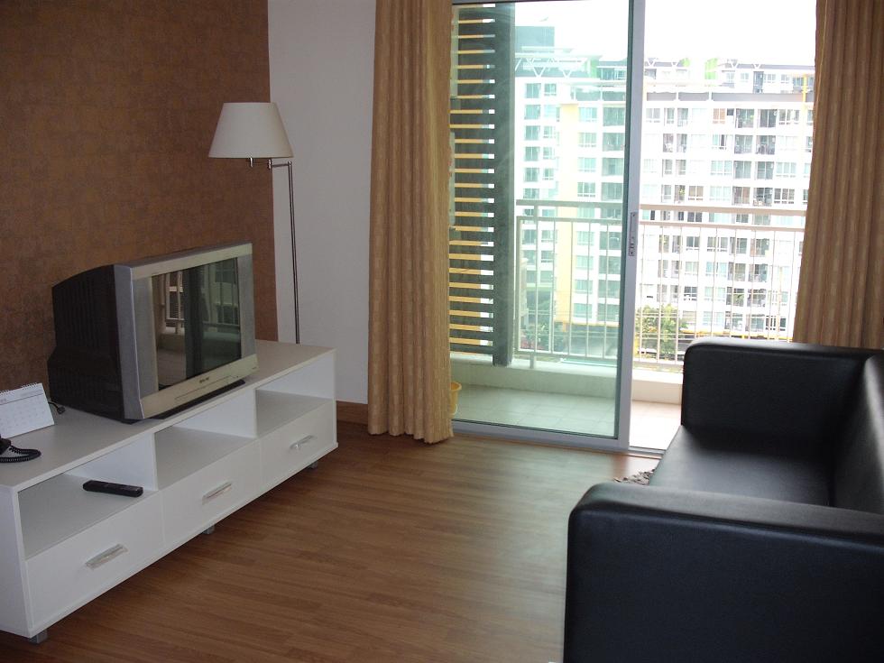 ขายคอนโด S&S Sukhumvit 101/1 ชั้น 10 ตึก GARGEN 48.0 ตร.ม. 1 ห้องนอน 1ห้องน้ำ แอร์ 2 ตัว ชั้น 10 ตึก GARGEN ผ้าม่าน,เฟอร รูปที่ 3