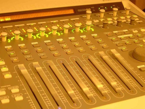 ห้องบันทึกเสียงคุณภาพ S Size Sound Studio รูปที่ 5