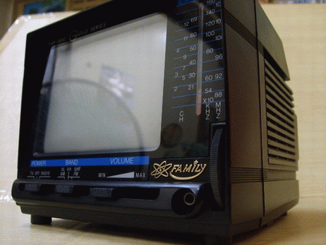 TV ทีวีพกพา 5 นิ้ว มี AM/FM ด้วย สภาพดี95%ขึ้น รูปที่ 3