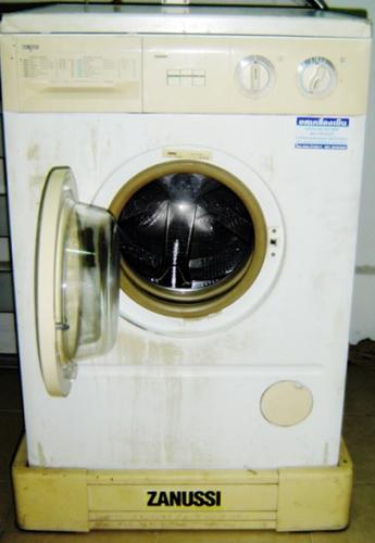 เครื่องซักผ้า ZANUSSI   รุ่น  FLS 499 C รูปที่ 1