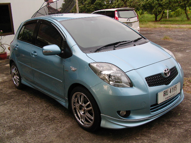 toyota yaris s รูปที่ 2