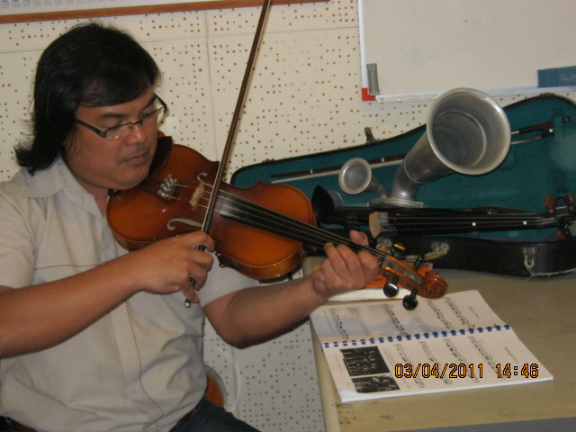 รับสอนเล่นเครื่องดนตรี Violin รูปที่ 2