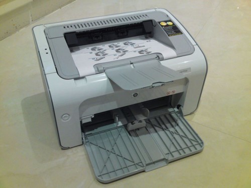 ขายด่วน Printer HP LaserJet P1102 สภาพ100% ถูกกว่าร้าน 2600 บาท รูปที่ 1