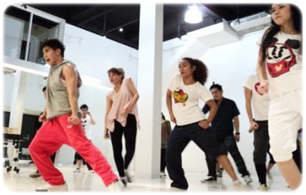 Dance แบบ Buffetไม่จำกัดการซื้อไม่จำกัดการใช้โดยครูสอนเต้นระดับประเทศที่ Superstar Academy เดือนละ ฿1,450 (ปกติ฿2,900) รูปที่ 2
