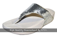 จำหน่ายปลีก-ส่ง FitFlop Women's Electra Silver Flip Flop Sandal ขายรองเท้าผู้หญิงสีเงินพร้อมส่ง รองเท้าแตะฟิตฟลอปราคาถูก