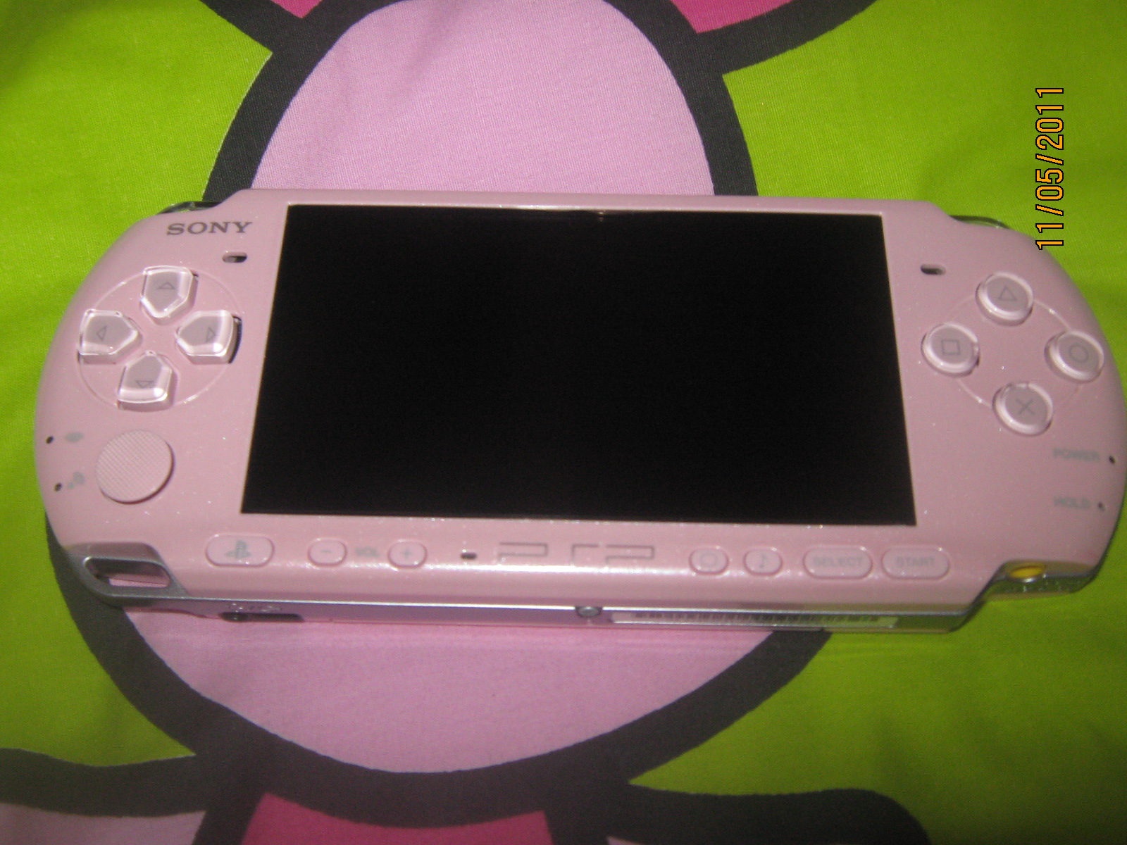 ขายเครื่อง PSP 3000 พร้อมเมม 8 GB สภาพใหม่(สีชมพู) รูปที่ 1