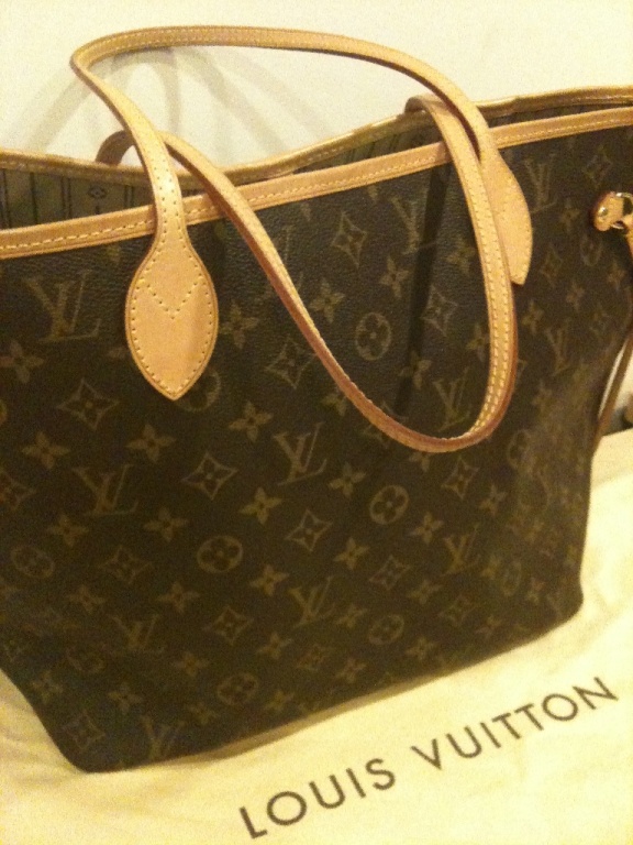 [มือสอง] กระเป๋า Louis Vuitton Monogram Canvas Neverfull MM ของแท้100% : Online Oops!