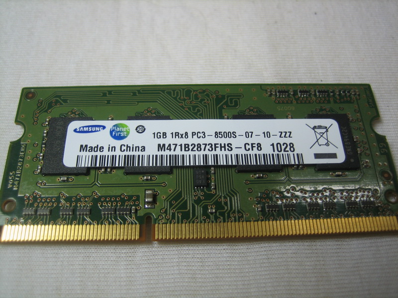 ขายถูก แต่คุณภาพครับ RAM Samsung DDR2 1GB ที่มากับ Toshiba NB305 ในราคา 400 บาทครับ  รูปที่ 1