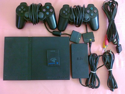 ขายถูก PS2 รุ่น 77006 เมม 8mb สภาพสวย อุปกรณ์ แถม 2 จอยแท้สีดำ , แผ่นเกมส์COPY ประะมาณ 30 แผ่น,สภาพดี รูปที่ 1