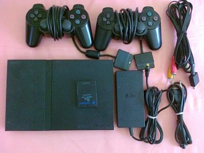 ขายถูก PS2 รุ่น 77006 เมม 8mb สภาพสวย อุปกรณ์ แถม 2 จอยแท้สีดำ , แผ่นเกมส์COPY ประะมาณ 30 แผ่น,สภาพดี รูปที่ 3