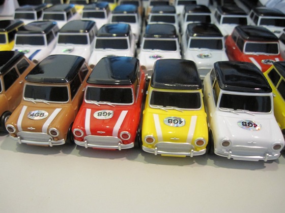 USB MINI COOPER สวย ๆ หรือ รูปอื่นๆ ก็มีน่ะจ๊ะ รูปที่ 1