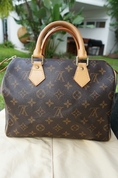 ขาย LV speedy monogram size 25 ของแท้ พร้อม key chain สภาพ 90% ราคา 8,500 บาท