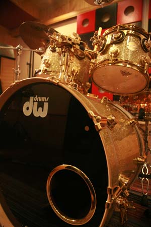 Vintage studio สุดยอด!!ห้องอัดเสียง ทำ Master,Demo ร้องเพลง ปี54 มีอุปกรณ์ใหม่ๆมากๆมายลองมาดูกันครับ รูปที่ 3