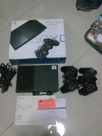 ขายเกมส์ Play station 2 ของใหม่มากๆๆๆ ใช้เเค่2เดือน อุปกรณ์ครบ 4000บาท 0865134914 รูปที่ 1