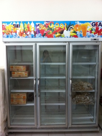 ขายตู้แช่ 3 ประตู ใช้งานน้อย 20,000 บาทด่วน รูปที่ 1