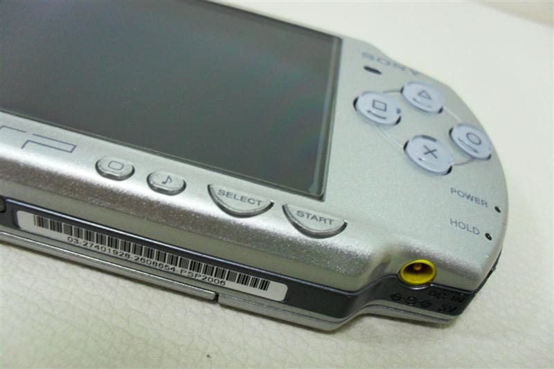 ขาย psp รุ่น 2006 สีบอร์นเงิน บอร์ดสวรรค์ สภาพนางฟ้า รูปที่ 3