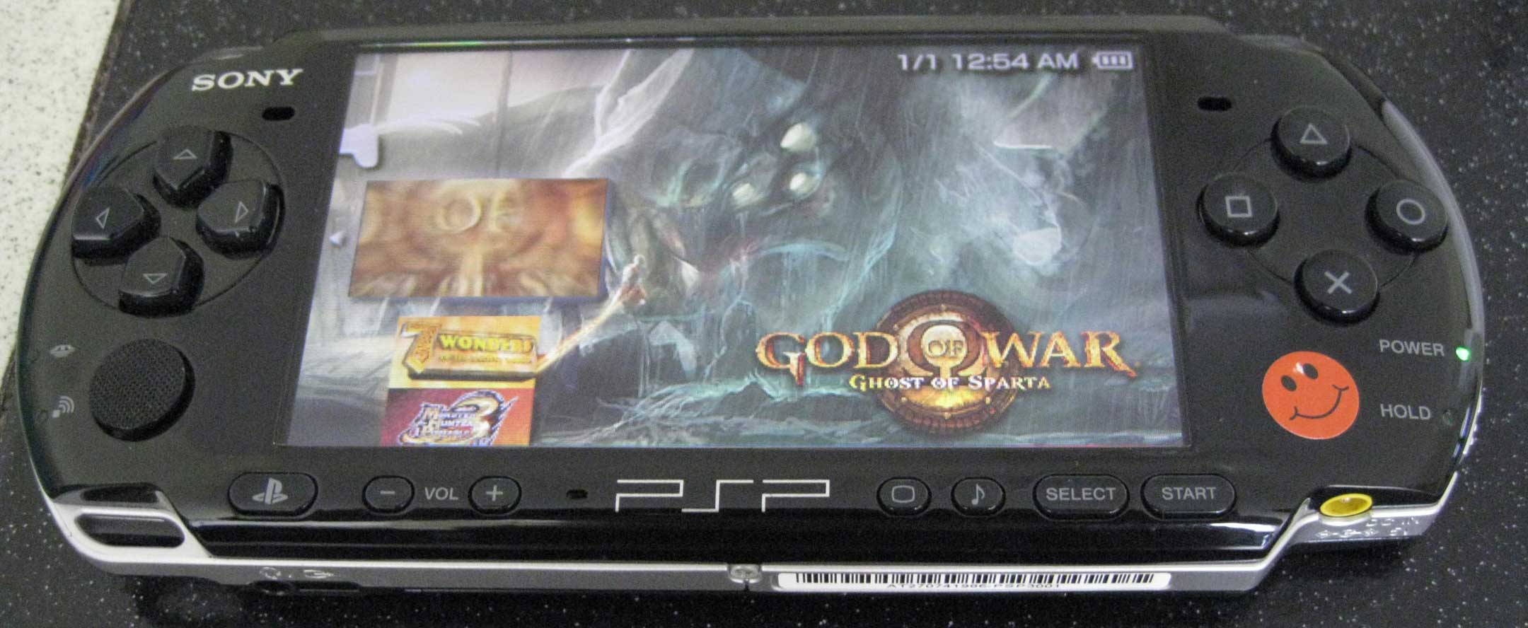 ขาย PSP-3001 สีดำ สภาพดี บอร์ดสวรรค์ Firmware 6.2 เปิดเครื่องเล่นได้เลย พร้อม mem 4 GB. ราคา 3800 บ. รูปที่ 1