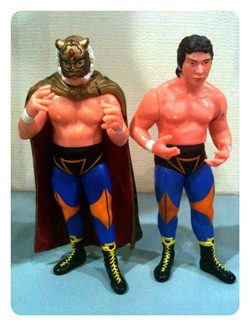 ขายตุ๊กตามวยปล้ำญี่ปุ่น หน้ากากเสือ Tiger Mask NJPW version ผ้าคลุม รูปที่ 1