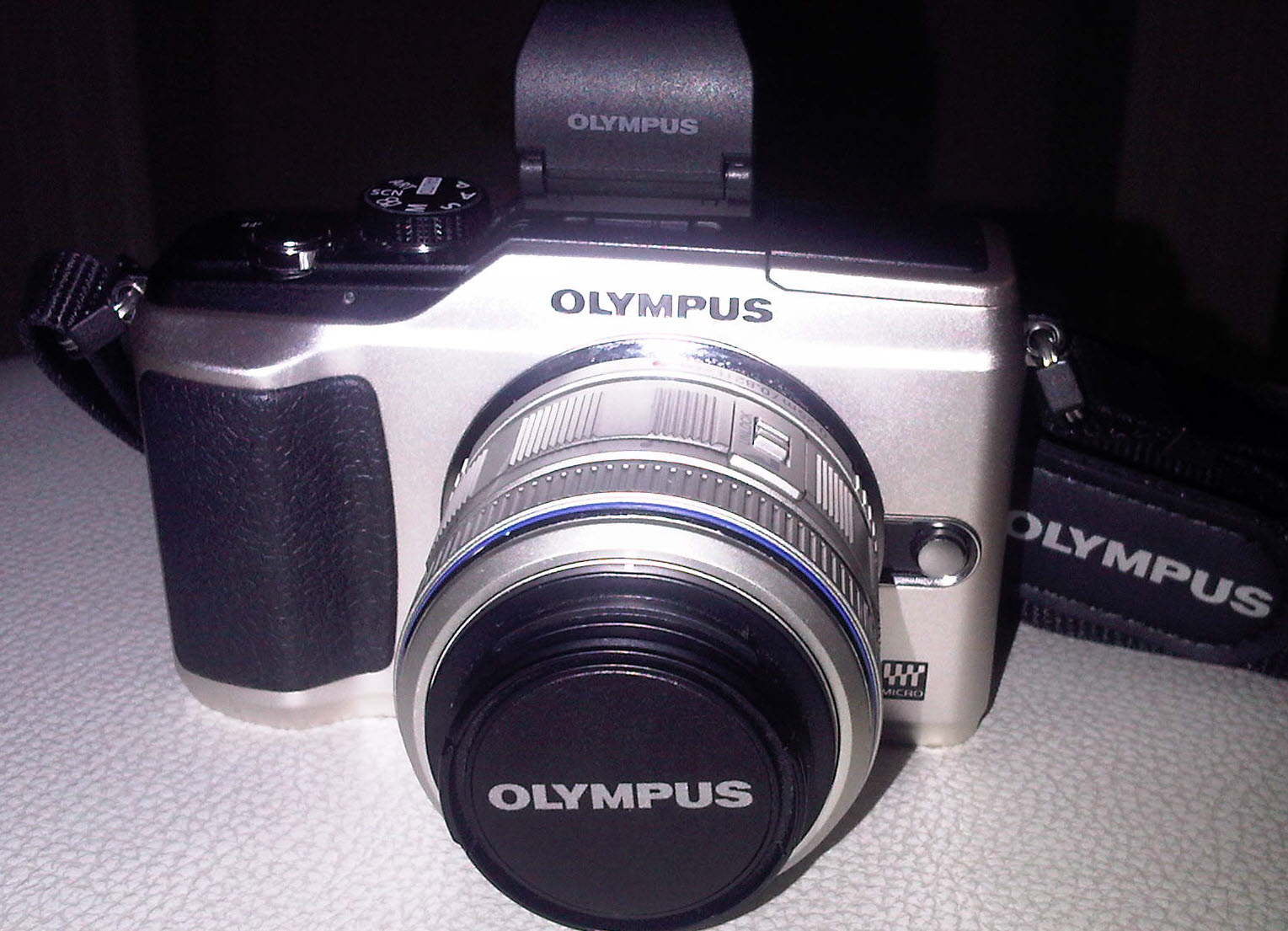 ขายครับ OLYMPUS epl2 + lens14-42 + VF2 (สภาพใหม่มากๆ) รูปที่ 1