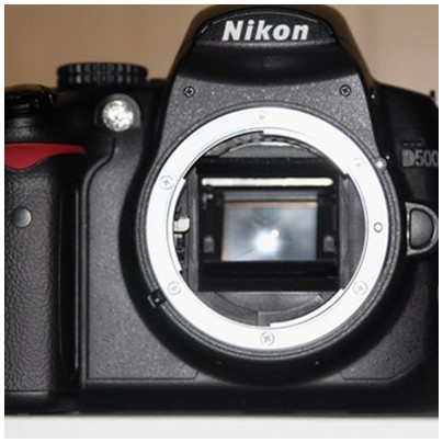 ขาย nikon D5000+KIT 18-55 VRครับ รูปที่ 1