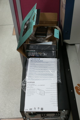 ขายด่วน กล้องดิจิตอล ความละเอียด 14 M ยี่ห้อ FUJIFILM รุ่น Finepix JV200 ถ่ายวีดีโอ ระดับ HD 1280 รูปที่ 4