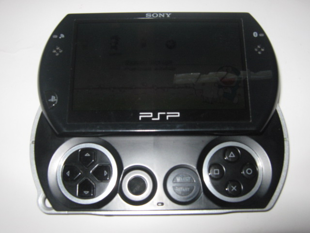 ขาย PSP GO สีดำ รูปที่ 1