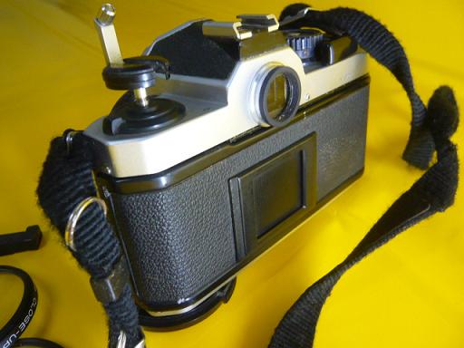 ต้องการขายกล้องฟิล์ม Nikon FM2 รูปที่ 3