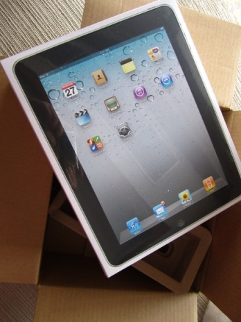 ขาย iPad Wi-Fi+3G 64GB ค่ะ ใหม่สุดๆ ยังไม่แกะกล่อง!! ประกันศูนย์ Worldwide!! รูปที่ 1