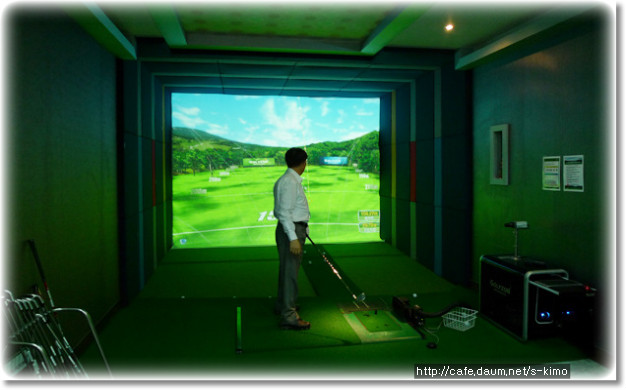 รับสร้าง กรีนกอล์ฟ ระดับมาตรฐานสากล จากประเทศเกาหลีใต้ (Screen Golf by S&K Golf System) รูปที่ 1