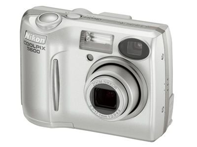 Review Nikon Coolpix 5600 - Digital camera - 5.1 Mpix - optical zoom: 3 x - supported memory: SD - silver รูปที่ 1