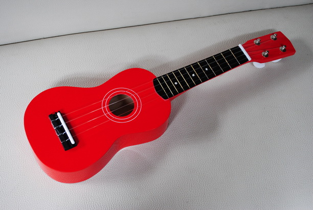 ขาย ukulele ยี่ห้อ aloha ขนาด soprano สีแดงสดใส รูปที่ 1