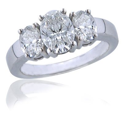 1.75 CTW GIA Certified Three Stone Oval Diamond Engagement Ring E Color SI1 Clarity Set in Platinum รูปที่ 1