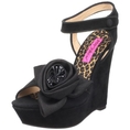 Betsey Johnson Women's Eldoris Ankle Strap Wedge ( Ankle Strap Sandal )