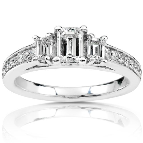 7/8ct TW Emerald & Round Diamond Engagement Ring in 14Kt Gold รูปที่ 3