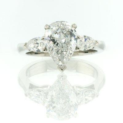 2.50ct Pear Shape Diamond Engagement Anniversary Ring รูปที่ 1