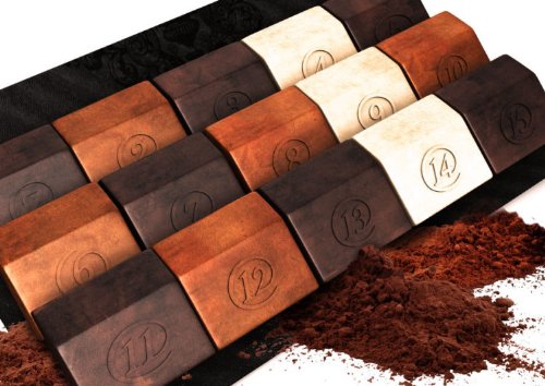 45 pcs Brown Mahogany Chocolate Box ( zChocolat Chocolate Gifts ) รูปที่ 4