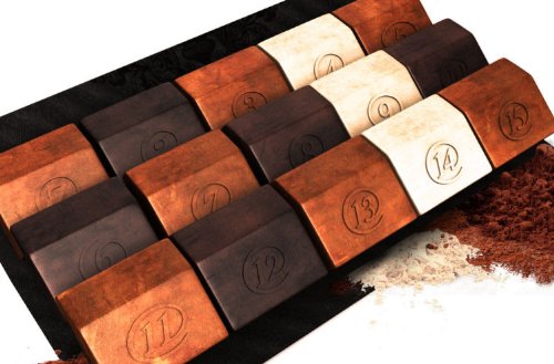45 pcs Brown Mahogany Chocolate Box ( zChocolat Chocolate Gifts ) รูปที่ 3
