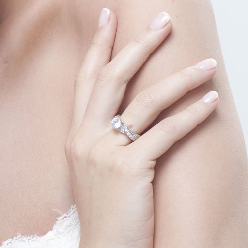 Sterling Silver Round Cubic Zirconia CZ Solitaire Ring w/Side Stones - Women's Engagement Wedding Ring ( BERRICLE ring ) รูปที่ 6