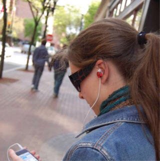 SKULL crossbones MP3 HEADPHONES EAR buds ipod punk NEW ( DCI Ear Bud Headphone ) รูปที่ 3