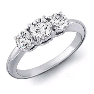Platinum 3 Three Stone Round Diamond Ring (1/4 cttw) ( DivaDiamonds ring ) รูปที่ 1