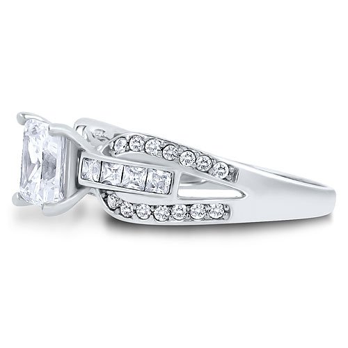 Sterling Silver Princess Cubic Zirconia Solitaire Ring w/ Side Stones - Women's Engagement Wedding Ring ( BERRICLE ring ) รูปที่ 4