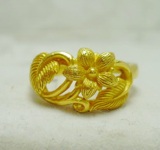 แหวนทอง Prima gold 99.99 ลายดอกไม้ รูปที่ 1