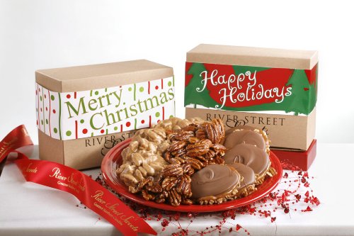 Traditional Southern Sweets Holiday Gift Box of Pralines, Milk Chocolate Bear Claws and Divinity, 36oz. ( River Street Sweets Chocolate Gifts ) รูปที่ 5