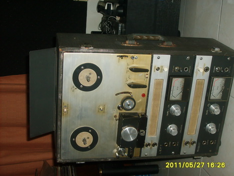 ขาย เครื่องเล่น Reel To Reel AKAI M8 Vintage เครื่องหลอดครับ รูปที่ 1