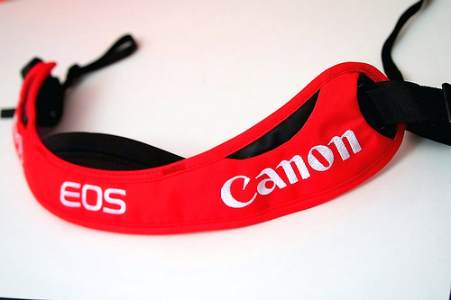 Canon Crumpler Red Industry Disgrace Camera Neck Strap : Rare items !!! รูปที่ 1
