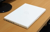 รูปย่อ มี MacBook White Core2Duo 2.0GHz สีขาว สวยงาม สภาพดี มาขายครับพี่น้อง รูปที่1